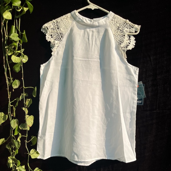 Cherokee Tops - 🎀NWT Cherokee brand original top NO FLAWS ❤️